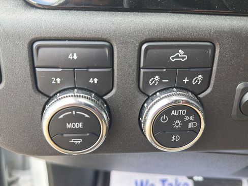 Used 2024 GMC Sierra 2500 SLE w/ SLE Convenience Package AWD/4WD image 16