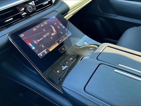 Certified 2025 INFINITI QX80 Pure image 18