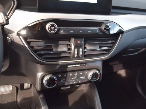 Certified 2022 Ford Escape SE w/ Convenience Package image 14