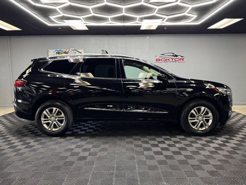 Used 2019 Buick Enclave Essence image 15