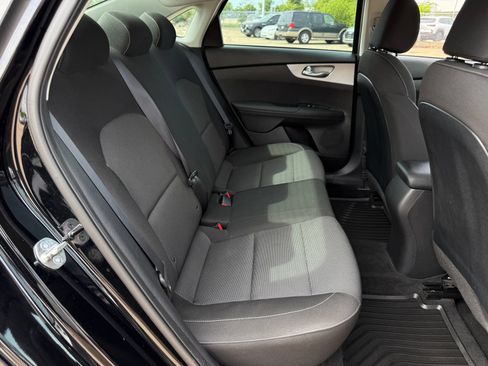 Used 2024 Kia Forte LX FWD image 27