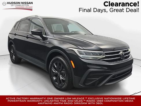 Used 2023 Volkswagen Tiguan SE FWD image 1