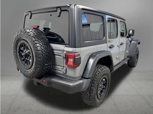 Used 2023 Jeep Wrangler Unlimited Rubicon 4xe AWD/4WD image 5