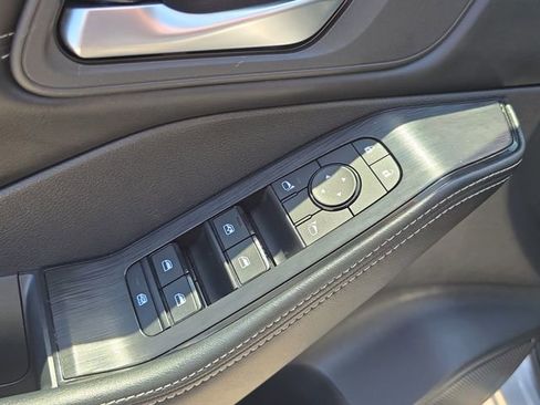 Certified 2025 Nissan Rogue SV w/ SV Premium Package FWD image 20