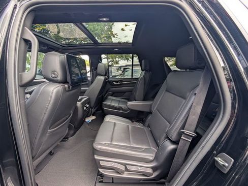 Used 2022 GMC Yukon Denali w/ Denali Ultimate Package image 11