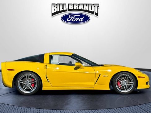 Used 2006 Chevrolet Corvette Z06 w/ Preferred Equipment Group RWD image 2