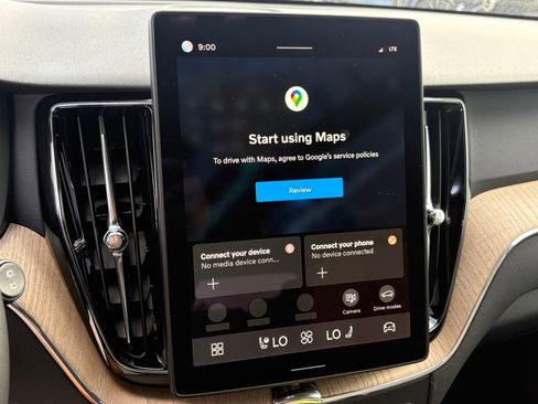 New 2026 Volvo XC60 B5 Plus w/ Protection Package Premier image 13