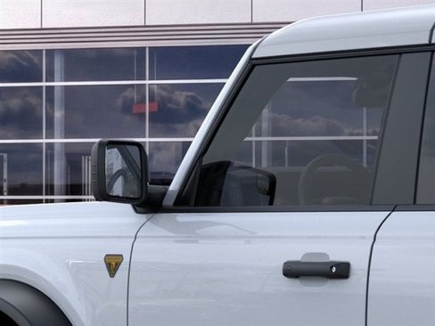 New 2026 Ford Bronco Badlands AWD/4WD image 22