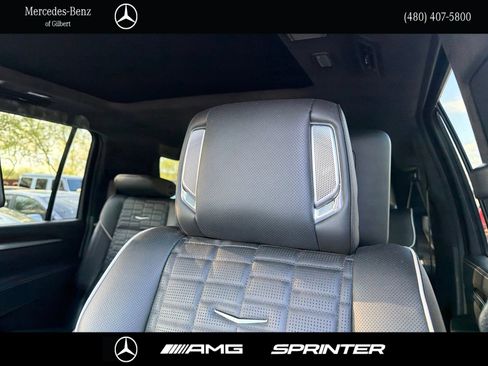Used 2025 Cadillac Escalade ESV Sport Platinum AWD/4WD image 17