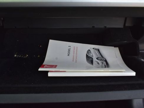 Used 2018 Tesla Model 3 Long Range RWD image 35