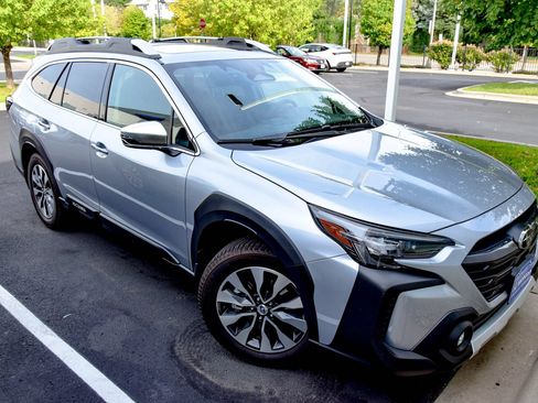 Used 2025 Subaru Outback Touring XT w/ Popular Package #2 AWD/4WD image 15