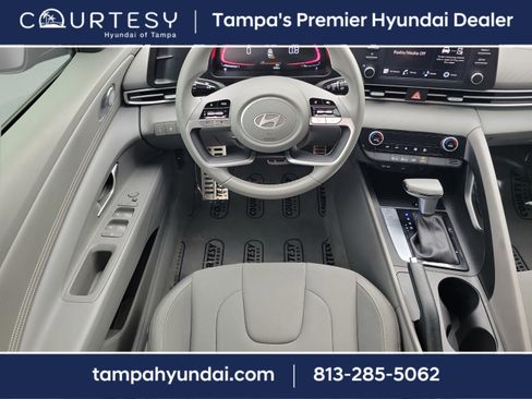 Certified 2025 Hyundai Elantra Sport image 13