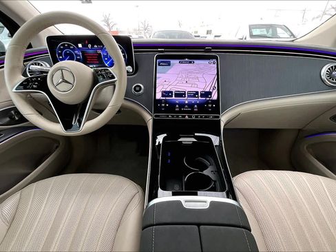 Certified 2023 Mercedes-Benz EQS 450+ SUV image 15