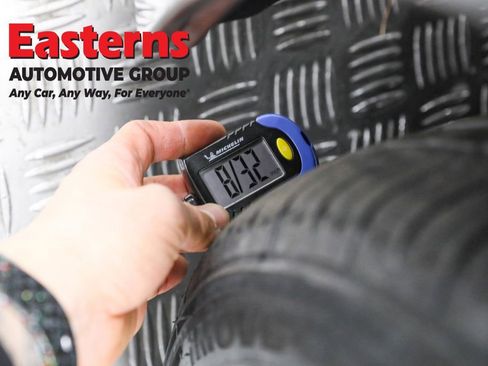 Used 2023 Toyota Corolla LE w/ Carpet Mat Package (TMS) FWD image 27