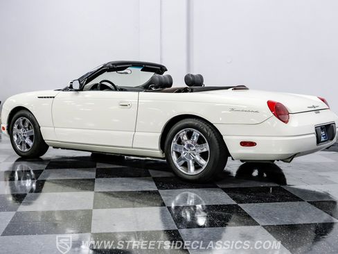 Used 2002 Ford Thunderbird image 8