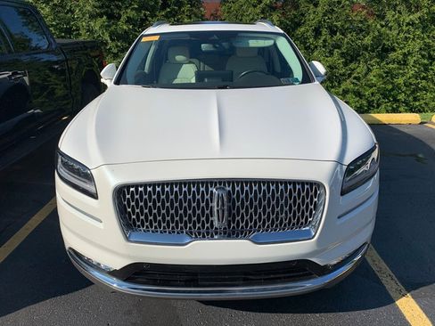 Certified 2023 Lincoln Nautilus Black Label AWD/4WD image 3