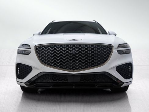 Used 2022 Genesis GV70 3.5T Sport w/ Sport Prestige Package AWD/4WD image 2