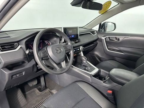 Used 2023 Toyota RAV4 LE image 12