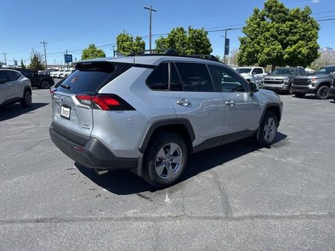 Used 2024 Toyota RAV4 XLE AWD/4WD image 4