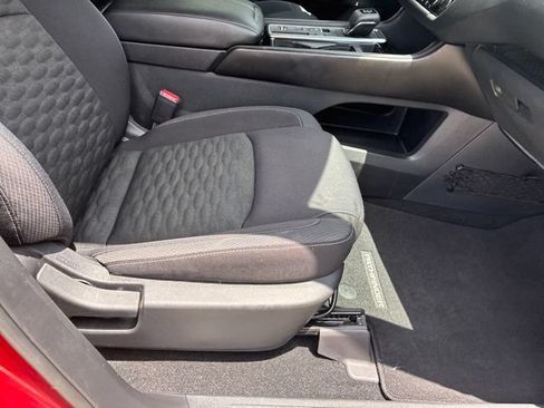 Used 2022 Nissan Pathfinder SV w/ Cargo Package FWD image 11