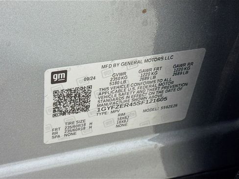 Certified 2025 Cadillac XT4 Sport image 30