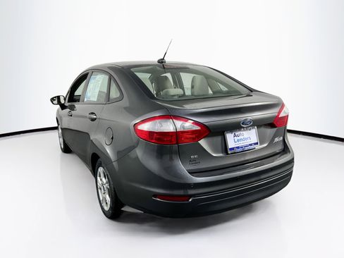 Used 2015 Ford Fiesta SE image 7