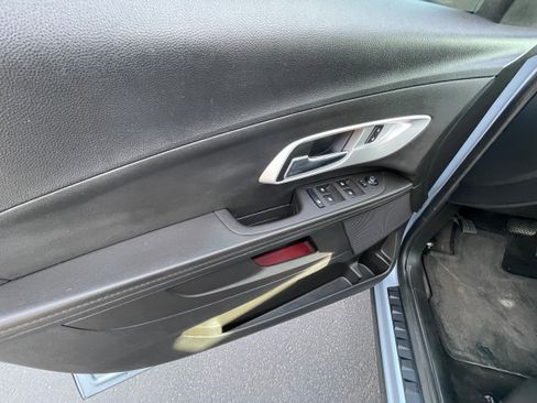 Used 2014 Chevrolet Equinox LS image 12