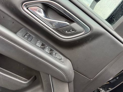 Used 2023 Chevrolet Suburban LT AWD/4WD image 6