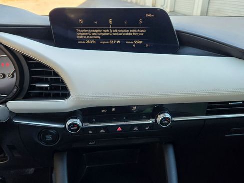 Used 2021 MAZDA MAZDA3 s image 19