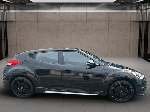 Used 2014 Hyundai Veloster Turbo FWD image 5