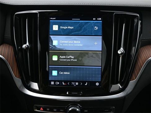 Used 2024 Volvo S60 B5 Ultimate image 13