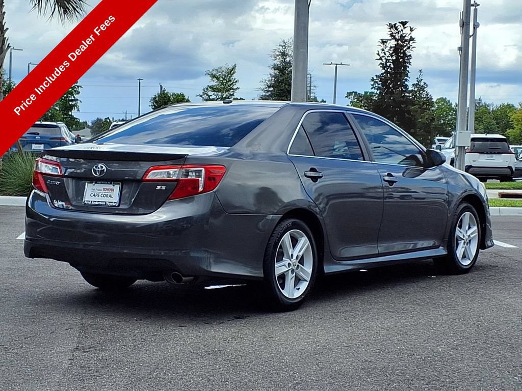 Used 2013 Toyota Camry SE w/ Leather Pkg FWD image 9