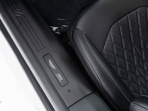 Used 2025 Aston Martin DB12 Coupe image 12