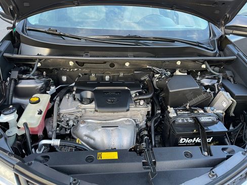 Used 2013 Toyota RAV4 Limited FWD image 33