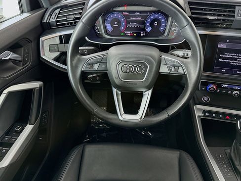 Used 2022 Audi Q3 2.0T Premium w/ Convenience Package image 5