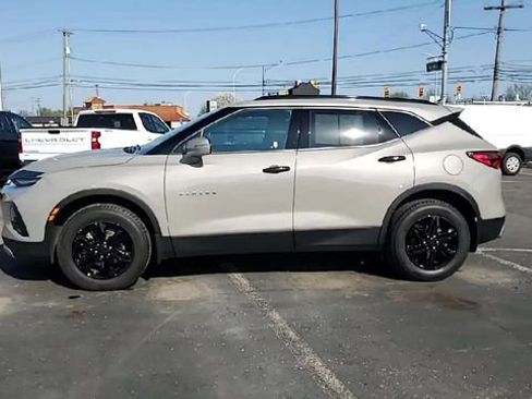 Certified 2021 Chevrolet Blazer LT AWD/4WD image 5
