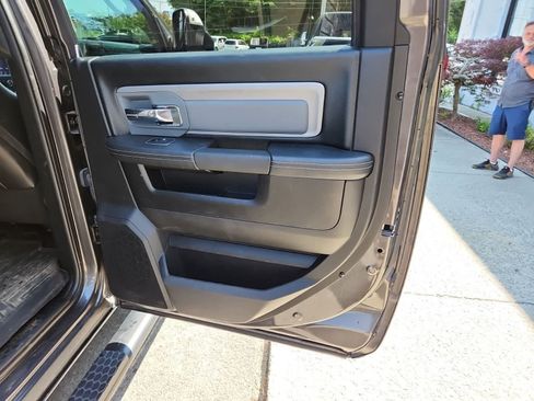 Used 2018 RAM 2500 Power Wagon w/ Leather & Luxury Group AWD/4WD image 24