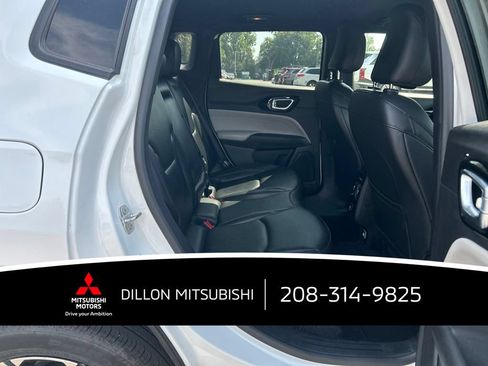 Used 2025 Jeep Compass Limited AWD/4WD image 11