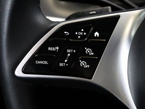 Used 2025 Mercedes-Benz C 300 C 300 image 4