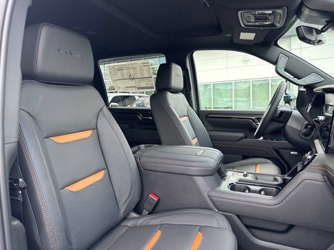 New 2026 GMC Sierra 2500 AT4 w/ AT4 Premium Plus Package AWD/4WD image 19