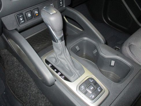 New 2026 Nissan Frontier SV w/ SV Convenience Package image 26