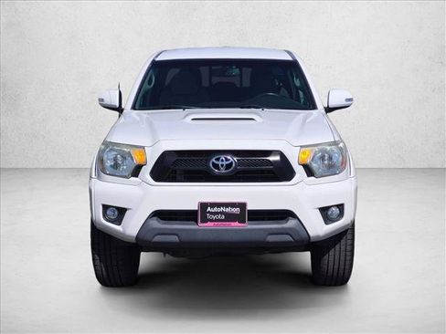 Used 2012 Toyota Tacoma PreRunner w/ TRD Sport Pkg RWD image 2