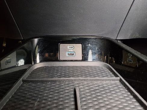 Used 2021 Ford Mustang Mach-E Premium image 6