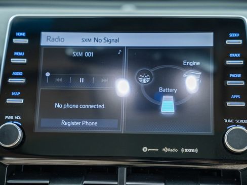 Used 2020 Toyota Avalon XLE w/ Moonroof Package image 23