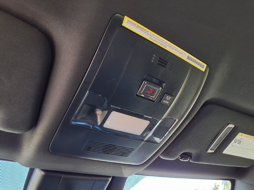Used 2022 Lexus UX 200 w/ Accessory Package (Z1) FWD image 28