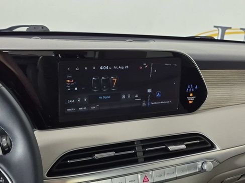 Used 2022 Hyundai Palisade Limited FWD image 24