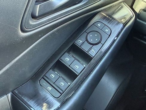 Certified 2025 Nissan Rogue S image 28