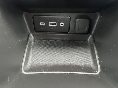 Used 2022 GMC Terrain SLE w/ Driver Convenience Package image 27