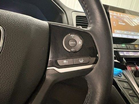 Used 2023 Honda Odyssey Touring image 14