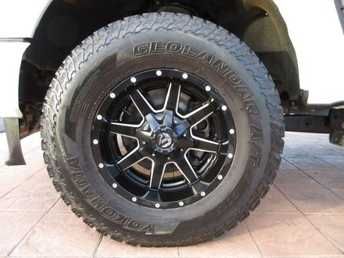 Used 2023 Ford F250 Lariat w/ Sport Appearance Package image 8